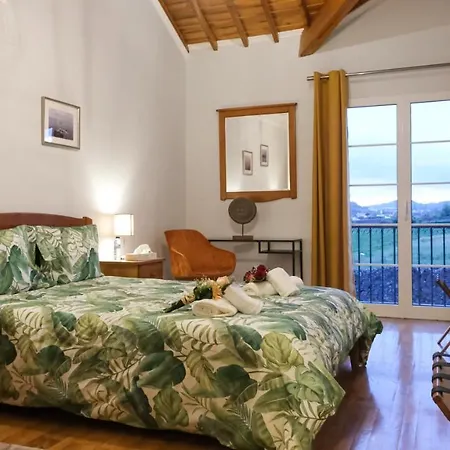 Kayak Azores * Πόντα Ντελγκάντα